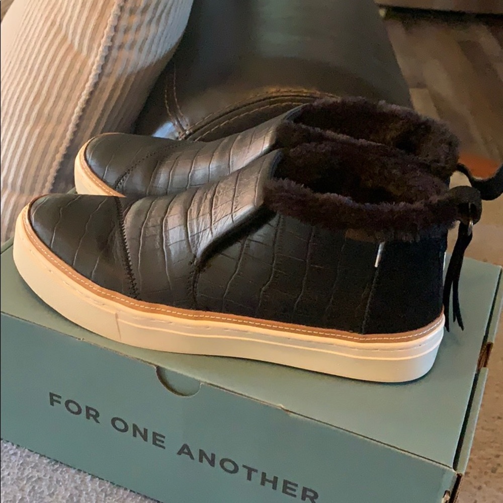 Toms Paxton Slip On Shoes